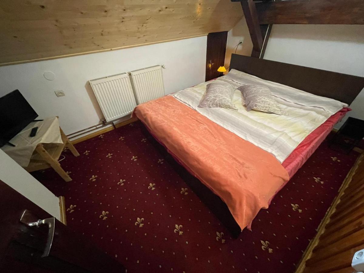 Vila Sofia Predeal Luaran gambar